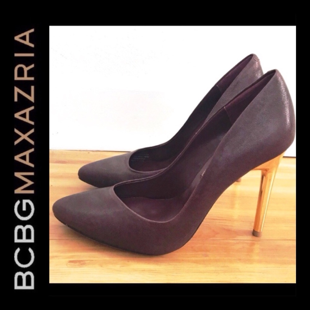LIKE NEW BCBGMAXAZRIA PLUM GOLD PUMP HEELS 5.5